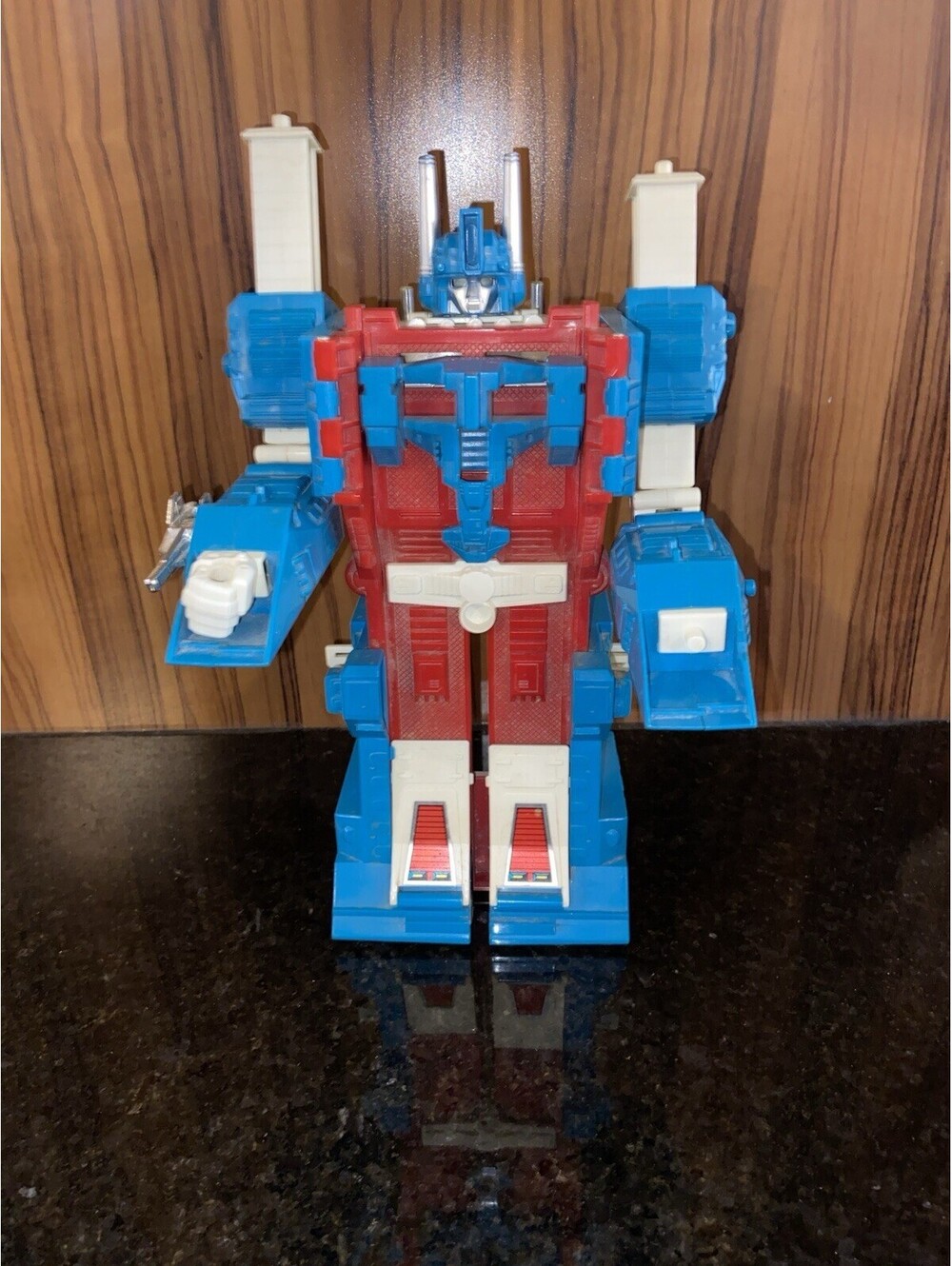Vintage Transformers G1 1984 Ultra Magnus Rubber Tires